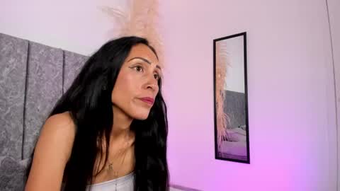 Emily online show from August 4, 7:27 pm