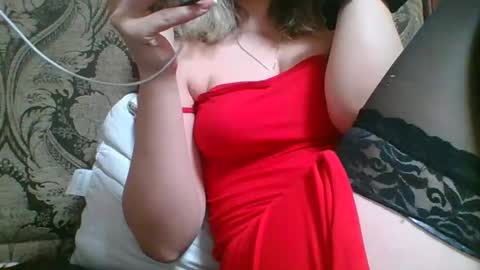 emma_991 online show from January 24, 2:41 pm