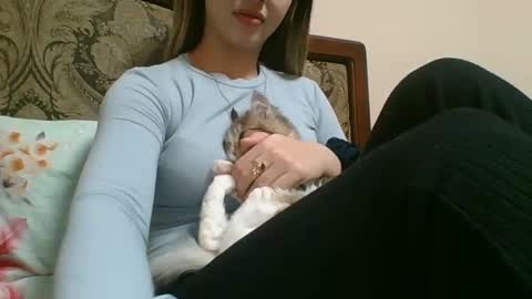 emma_991 online show from February 11, 4:46 pm