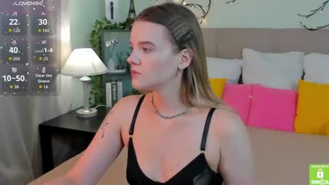 emma__peach online show from July 11, 7:55 am