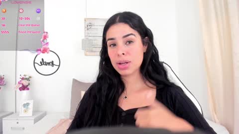 Emma Castillo online show from December 11, 1:58 am