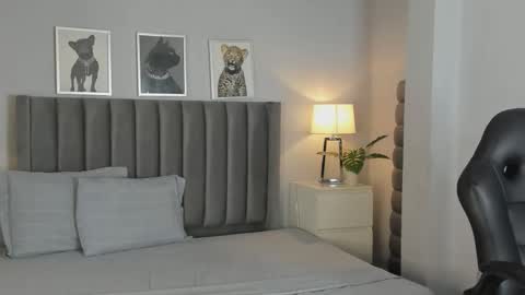 Emma online show from November 5, 9:48 pm