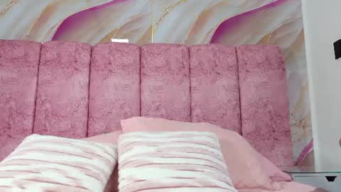 Emma online show from June 18, 3:07 am