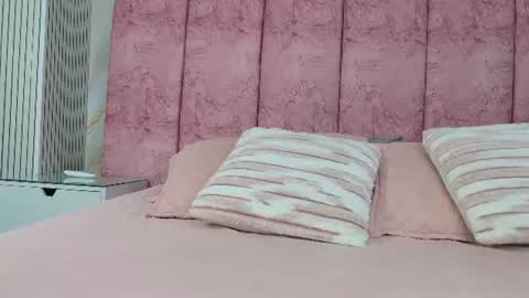 Emma online show from July 2, 3:06 am