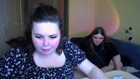 Snapshot of emma_dorn chatting on June 13, 6:22 am Eva online show from June 13, 6:22 am