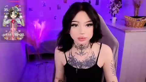 emma_kirks online show from June 16, 12:52 pm