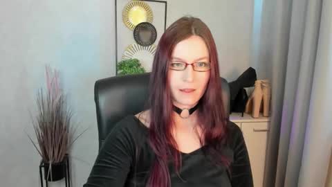 emma online show from May 29, 6:22 am