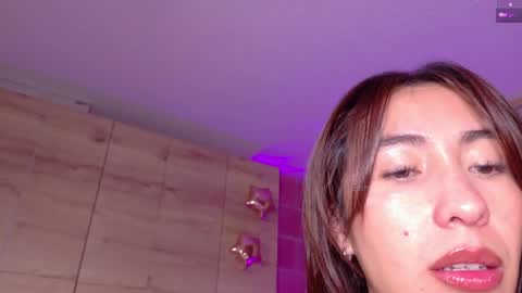 Emma Rouse Independent Model online show from April 3, 6:22 am