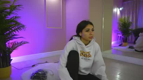 emmablanco online show from April 27, 5:16 am