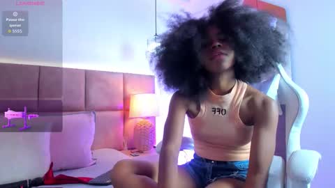 emmalove01 online show from March 3, 2:28 am