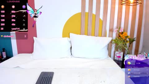 emmanaughty_ online show from February 10, 11:20 pm