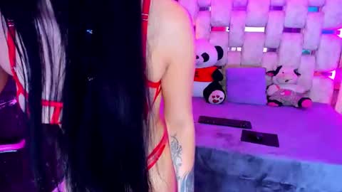 Emma online show from April 8, 12:38 pm