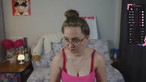 Mia online show from July 6, 1:52 pm
