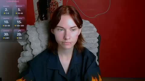 Snapshot of emmi_rossum chatting on August 6, 5:53 am Emmi online show from August 6, 5:53 am