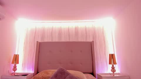 Emmiily online show from October 26, 7:09 pm