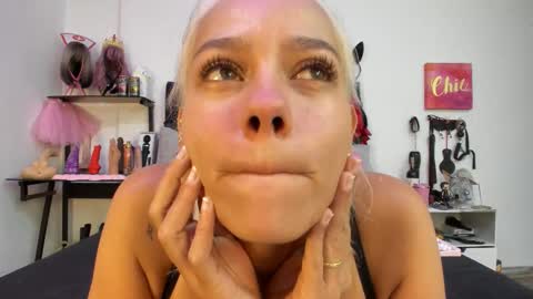          online show from February 11, 1:16 pm