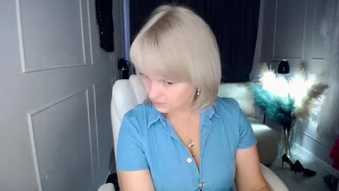 emmmam online show from February 20, 9:00 am