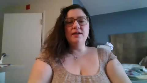 emmthaluscious online show from January 6, 2:47 pm