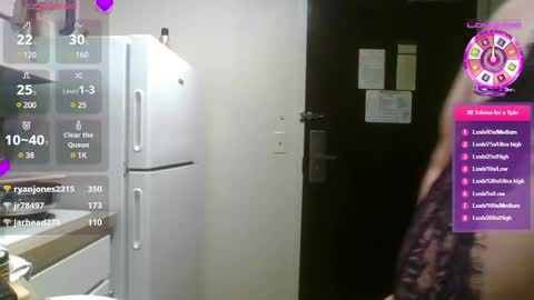 emmthaluscious online show from March 6, 12:21 am