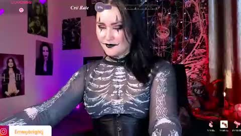 Emmy Bright     50  online show from June 26, 3:00 am