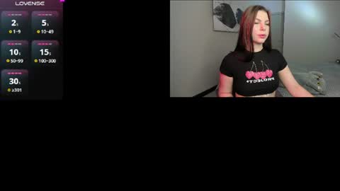 Snapshot of emmyyk chatting on June 27, 11:37 am Emmy online show from June 27, 11:37 am