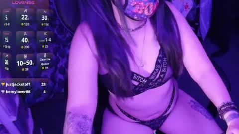 emofairy420stoner online show from June 12, 5:28 am