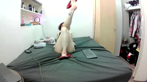 Empress Lillth online show from April 15, 4:47 pm