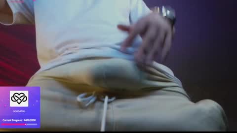 emveeboy96 online show from April 14, 6:14 pm