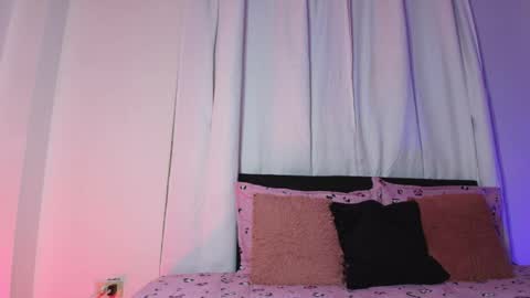 Emy online show from May 7, 2:50 am