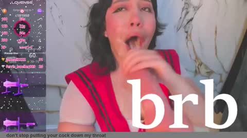 Snapshot of emy_evie1 chatting on February 4, 8:47 pm emy online show from February 4, 8:47 pm