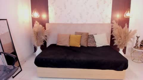 emy online show from June 27, 12:22 pm