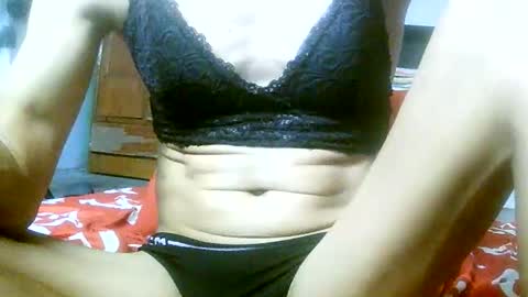 CHUN LY online show from May 8, 2:28 am