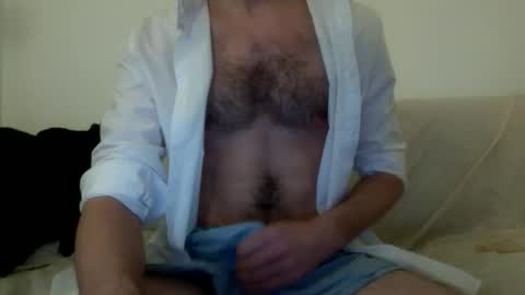 endymioon online show from March 31, 7:47 pm