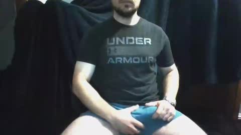 Snapshot of englishbigdik chatting on April 4, 9:07 am englishbigdik online show from April 4, 9:07 am