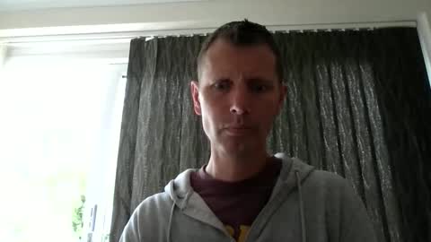 EnglishGuy183 online show from May 16, 1:10 pm