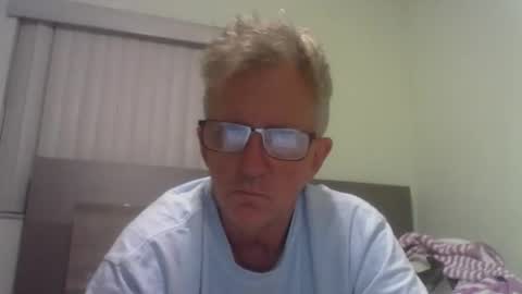 Enrique online show from February 18, 2:29 am