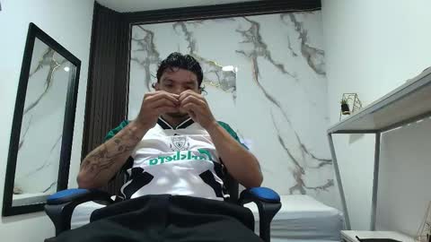    online show from January 18, 3:32 am