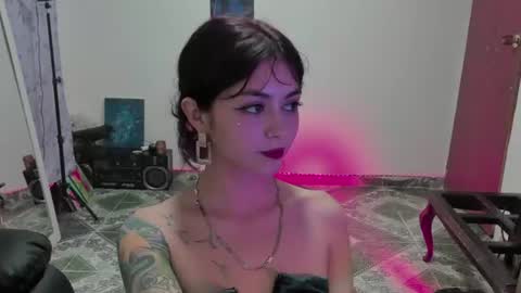 Leyla online show from July 2, 2:22 am