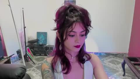 Leyla online show from July 11, 9:05 pm