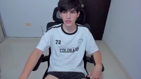 eren_tatakae online show from July 1, 2:13 am