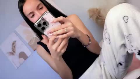 Elisa online show from May 12, 5:04 am