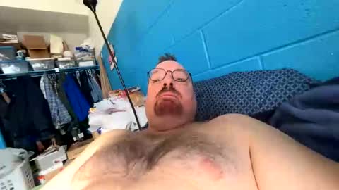 eric625456 online show from March 1, 4:09 pm