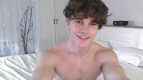 Eric Crush online show from March 22, 4:16 am