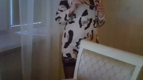 erica_lynn online show from May 24, 1:38 pm