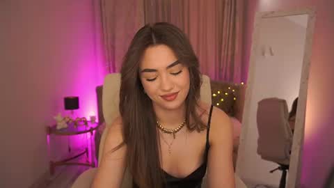Snapshot of ericasin chatting on June 16, 6:27 am Erica online show from June 16, 6:27 am