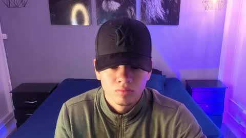 Erick  online show from April 30, 11:49 am