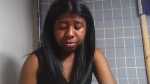 Snapshot of ericka01 chatting on July 15, 7:35 am ericka01 online show from July 15, 7:35 am