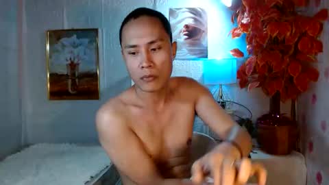 erickashotcum online show from April 18, 11:58 am