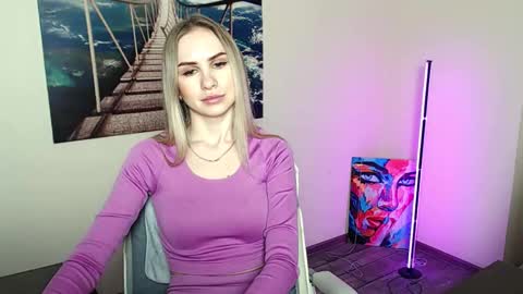 Erika online show from March 26, 1:06 pm