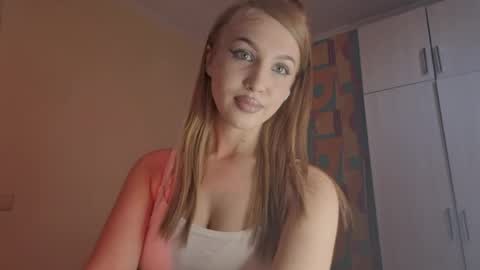 Katrin online show from June 6, 3:39 pm